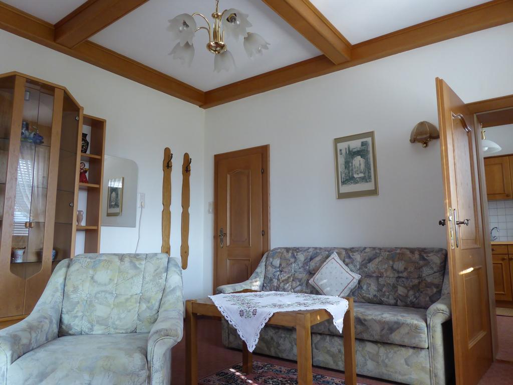 Pension Leyrer Kotschach-Mauthen Εξωτερικό φωτογραφία